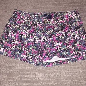 Floral American Eagle shorts